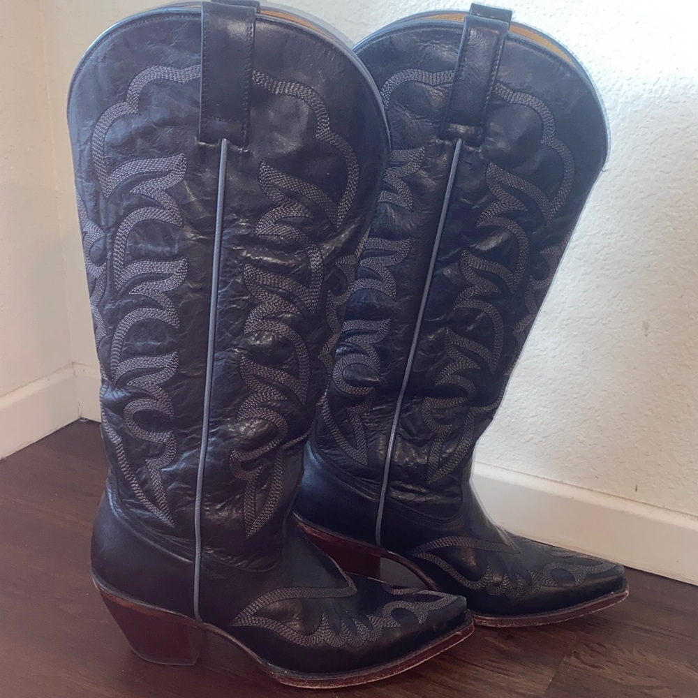 Shyanne Black Embroidered Heeled Boots